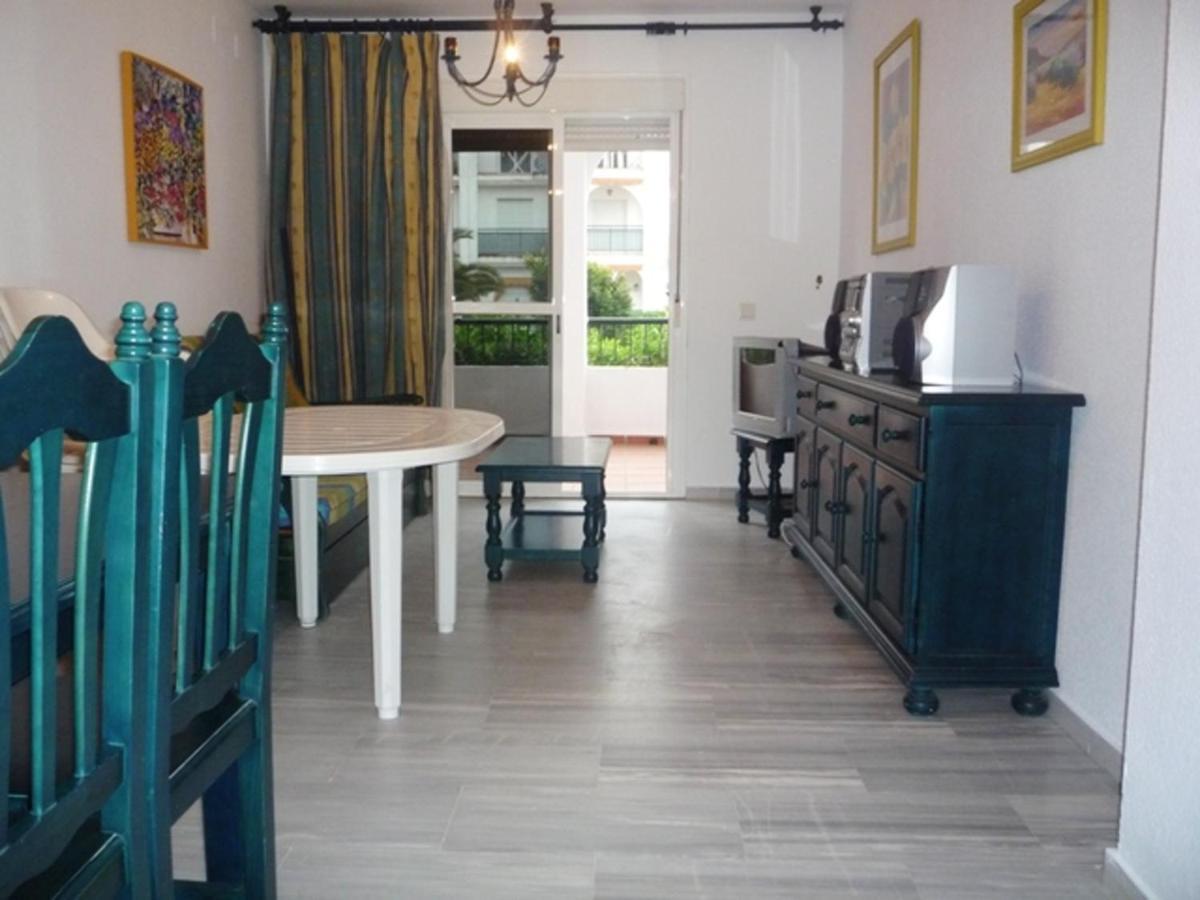 Elegant Apartment Torrox 58M² + Pool المظهر الخارجي الصورة